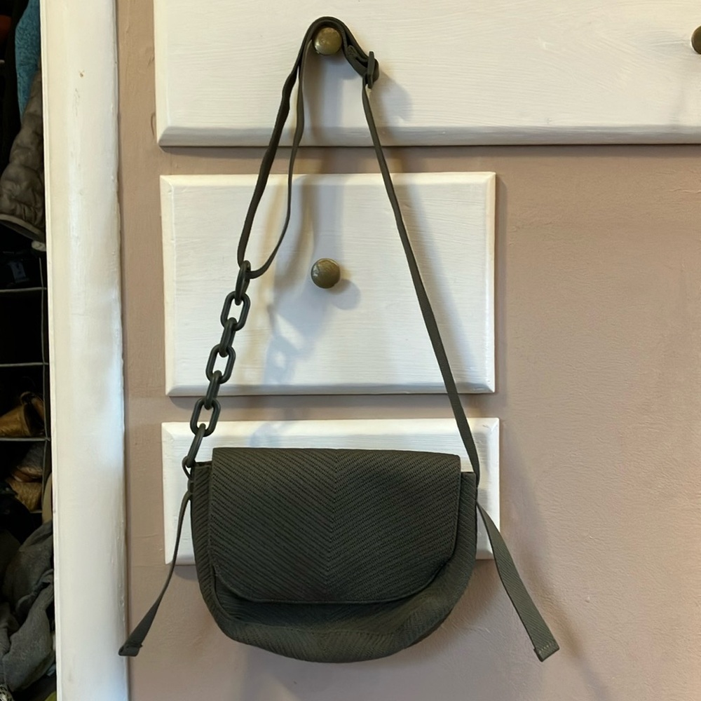 Vivaia Sofia Casual Crossbody Knit Adjustable Strap Shoulder Bag Purse Washable